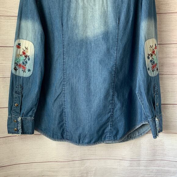 Tasha Polizzi Collection Denim Jean Button Up Shirt Embroidered Patchwork Size M - Picture 7 of 16